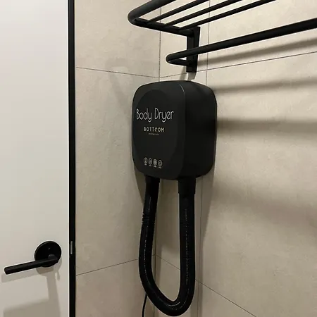 Sleep Box Hotel
